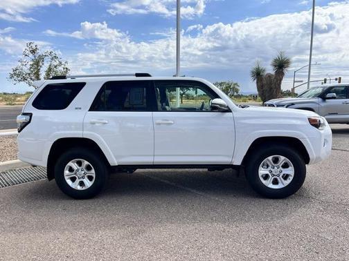 2024 Toyota 4Runner SR5 Premium