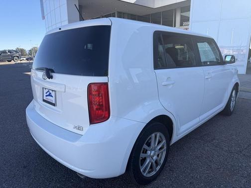 2010 Scion xB Release Series 7.0