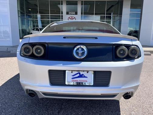 2013 Ford Mustang V6