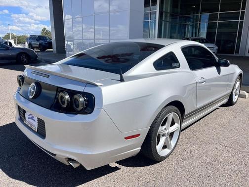 2013 Ford Mustang V6