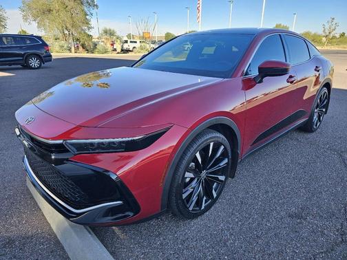 2024 Toyota Crown Platinum