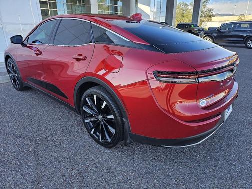 2024 Toyota Crown Platinum