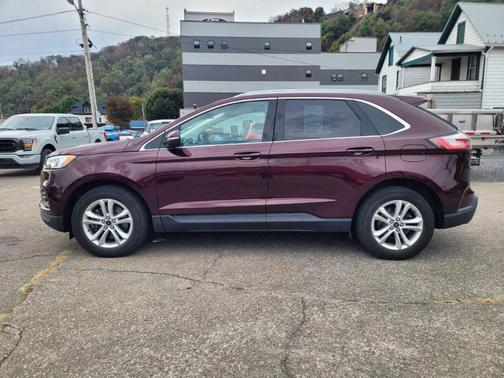 2020 Ford Edge 