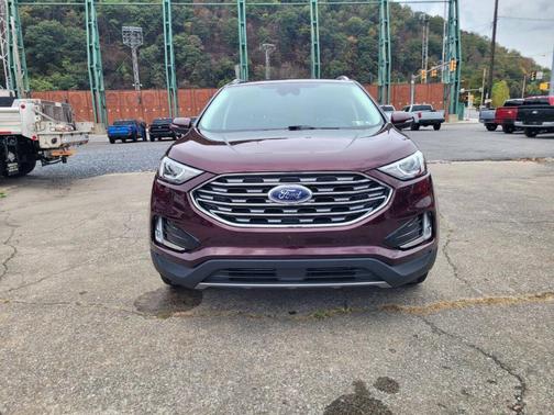 2020 Ford Edge 