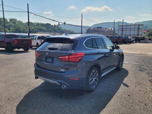 2021 BMW X1 xDrive28i