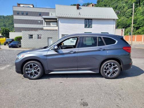 2021 BMW X1 xDrive28i