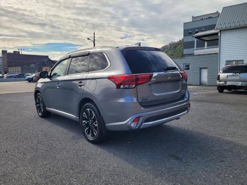 2018 Mitsubishi Outlander PHEV