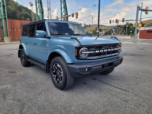 2021 Ford Bronco Outer Banks