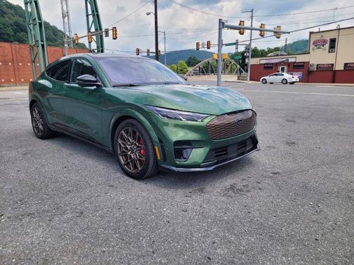 2024 Ford Mustang Mach-E GT