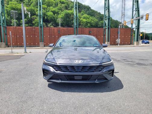 2024 Hyundai ELANTRA HEV Limited