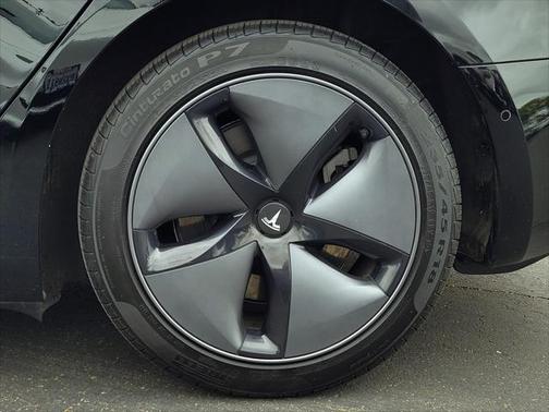2019 Tesla Model 3 Standard Range