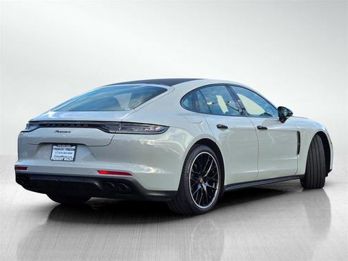 2023 Porsche Panamera Platinum Edition