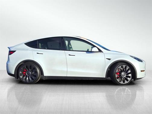 2023 Tesla Model Y Performance Dual Motor All-Wheel Drive