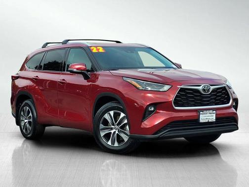 2022 Toyota Highlander XLE