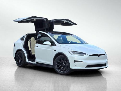 2023 Tesla Model X Standard Range