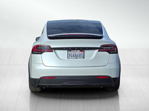 2023 Tesla Model X Standard Range