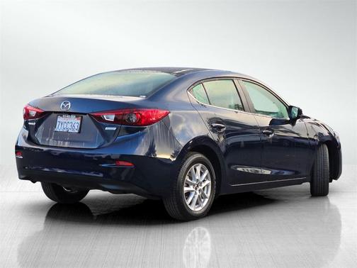 2017 Mazda Mazda3 Sport