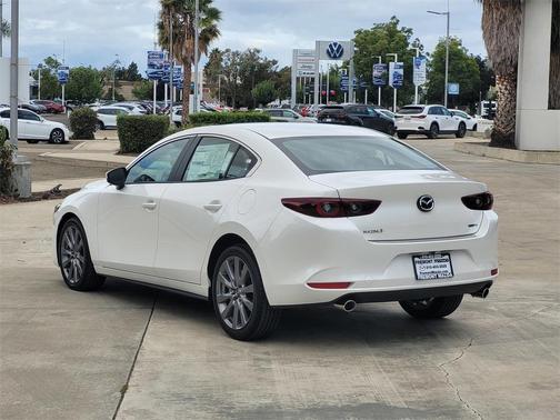 2025 Mazda Mazda3 FWD w/Preferred Package