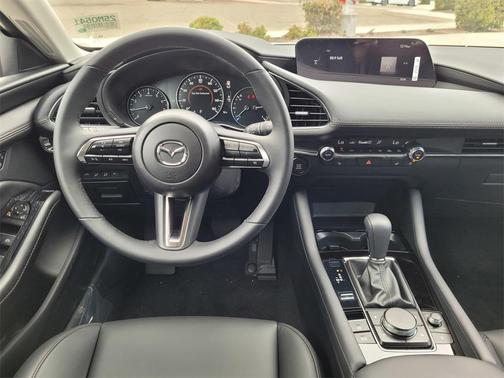 2025 Mazda Mazda3 FWD w/Preferred Package