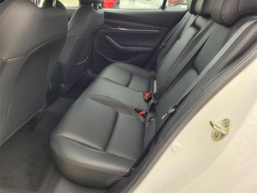 2025 Mazda Mazda3 FWD w/Preferred Package
