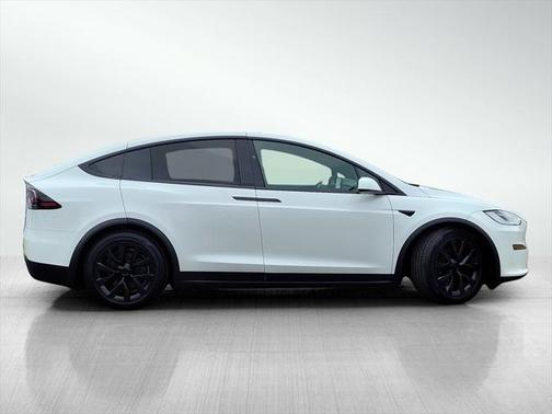 2022 Tesla Model X Plaid