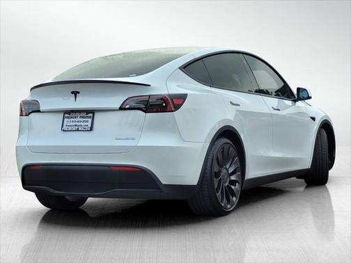 2022 Tesla Model Y Performance Dual Motor All-Wheel Drive