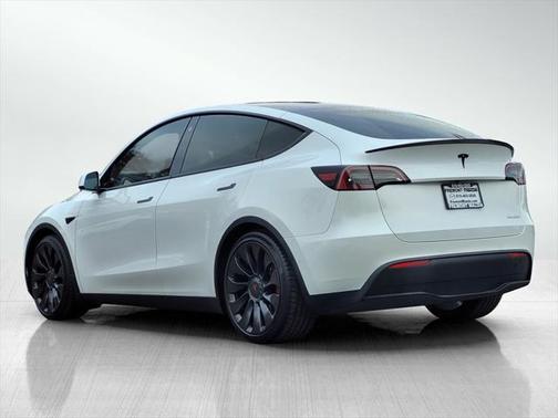 2022 Tesla Model Y Performance Dual Motor All-Wheel Drive