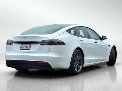 2022 Tesla Model S Dual Motor All-Wheel Drive