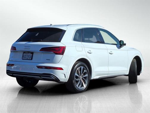 2021 Audi Q5 45 Premium Plus