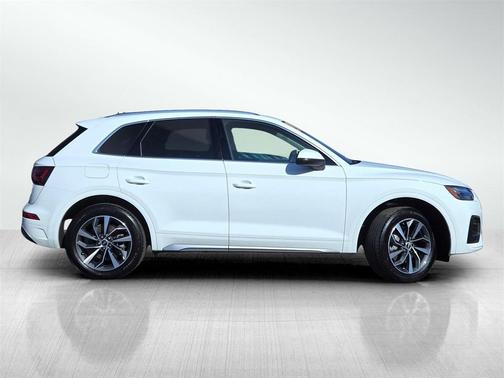 2021 Audi Q5 45 Premium Plus
