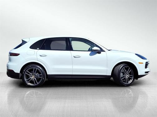 2022 Porsche Cayenne S