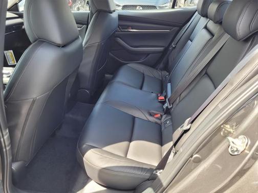 2025 Mazda Mazda3 FWD w/Preferred Package