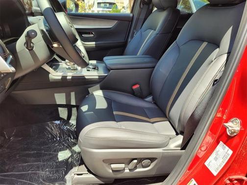 2025 Mazda CX-70 PHEV Premium Plus Package