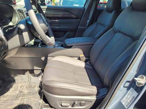 2025 Mazda CX-50 Hybrid Premium Plus Package