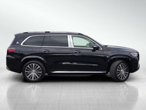 Obsidian Black 2026 Mercedes-Benz Maybach GLS 600 4MATIC