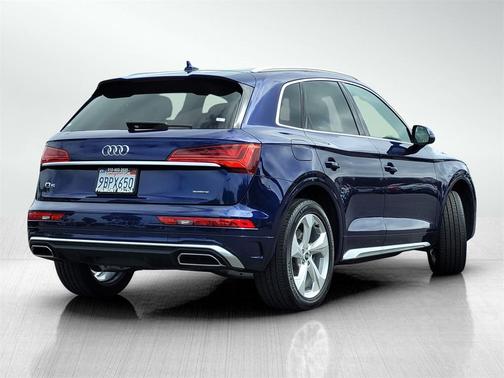 2022 Audi Q5 45 S line Premium Plus
