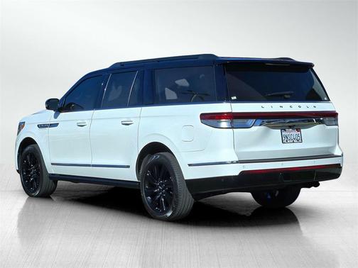 2022 Lincoln Navigator Black Label