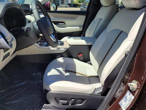 2025 Mazda CX-90 PHEV Premium Plus