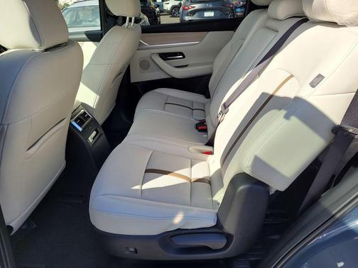 2026 Mazda CX-90 PHEV Premium Plus