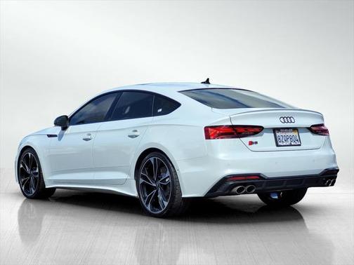 2022 Audi S5 3.0T Prestige