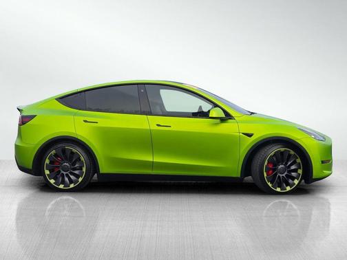 2022 Tesla Model Y Performance Dual Motor All-Wheel Drive