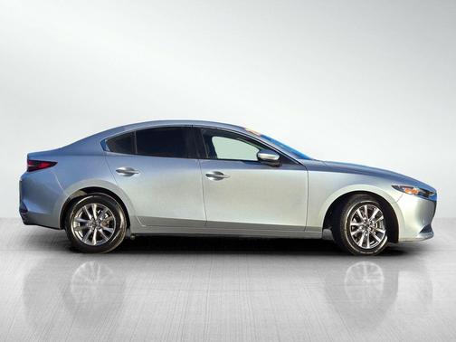 2021 Mazda Mazda3 2.0 FWD