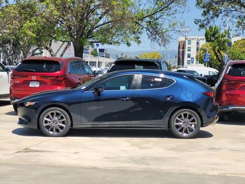2025 Mazda Mazda3 FWD w/Preferred Package