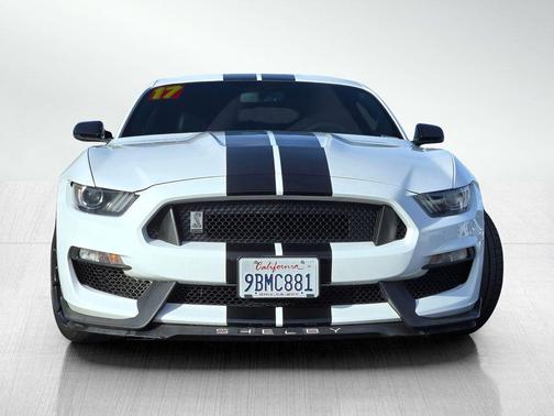 2017 Ford Shelby GT350 Base
