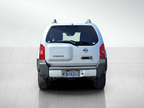 2012 Nissan Xterra S