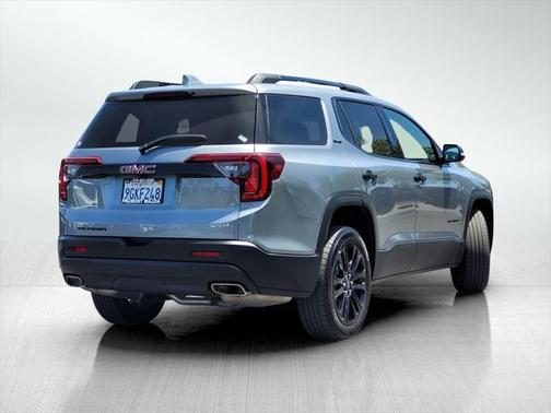 2023 GMC Acadia FWD SLE