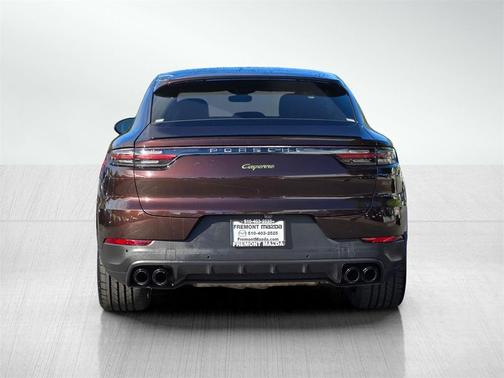 2023 Porsche Cayenne Platinum Edition