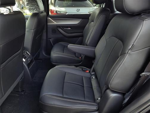 2024 Mazda CX-90 PHEV Premium