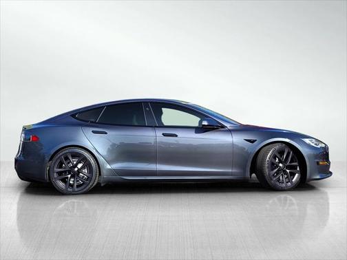 2021 Tesla Model S Plaid