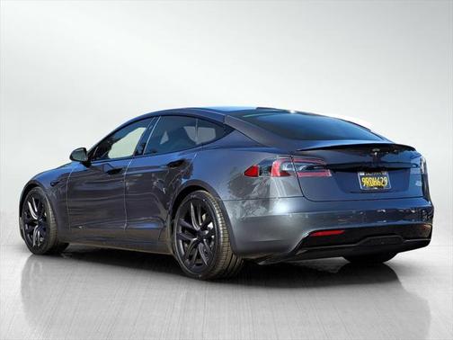 2021 Tesla Model S Plaid